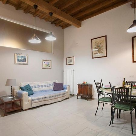 Apartamento Lg House With Balcony Near Ponte Vecchio Florencia Exterior foto
