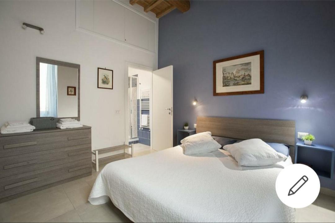 Apartamento Lg House With Balcony Near Ponte Vecchio Florencia Exterior foto