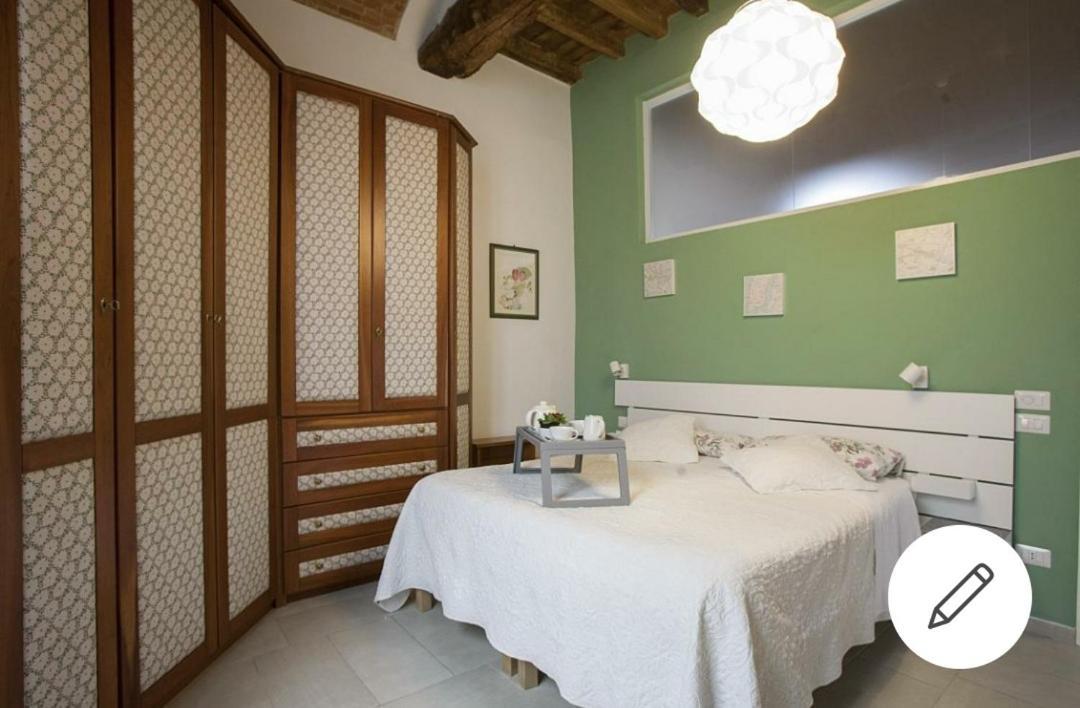 Apartamento Lg House With Balcony Near Ponte Vecchio Florencia Exterior foto