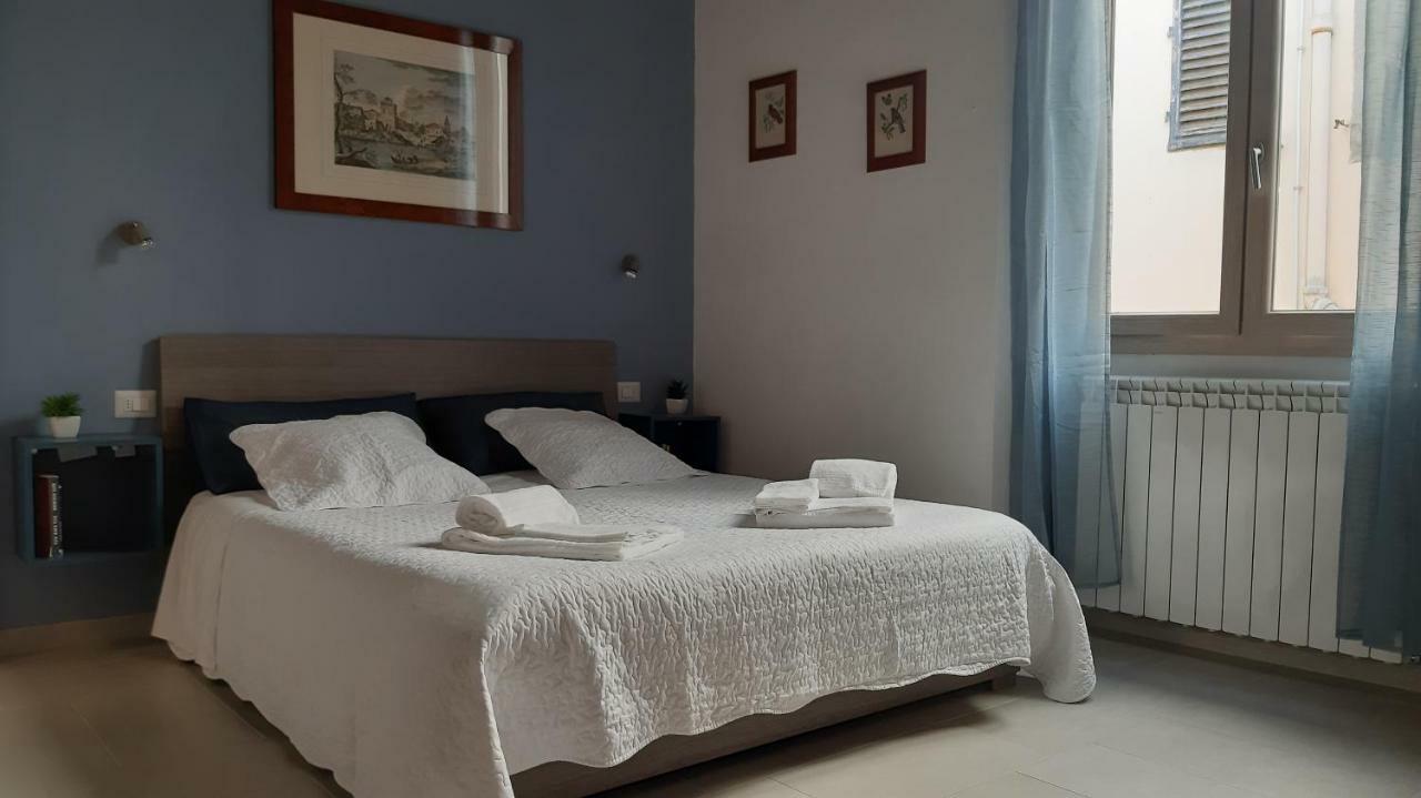 Apartamento Lg House With Balcony Near Ponte Vecchio Florencia Exterior foto