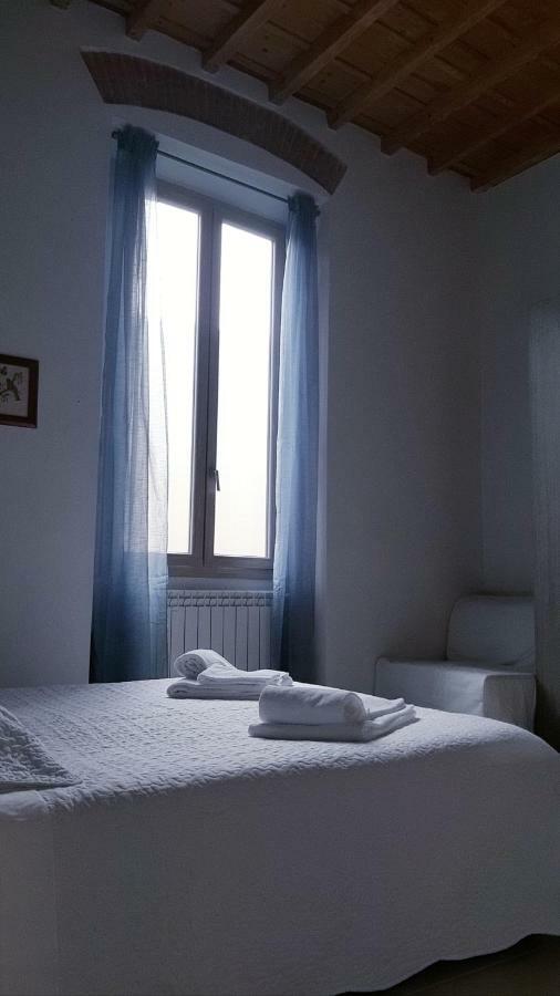 Apartamento Lg House With Balcony Near Ponte Vecchio Florencia Exterior foto